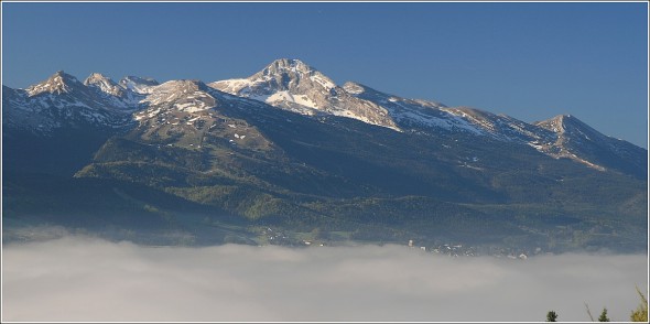 Brume autour de la Grande Moucherolle - Villard de Lans - 30 avril 2011