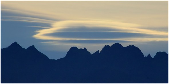 Lenticulaires Alpins - Massif de Belledonne - 7 septembre 2011 - 8h41