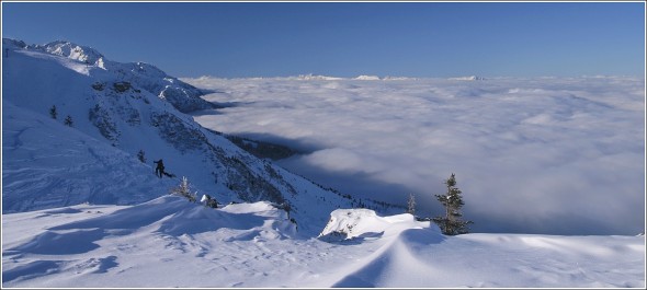 Mer de nuages au dessus de Grenoble, depuis les 7 Laux - 7 février 2010