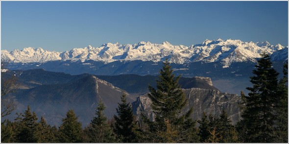 Chartreuse et Belledonne depuis Autrans - 11 décembre 2010