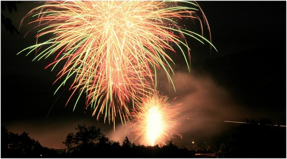 Feu Artifice 14 juillet 2010 Lans en Vercors