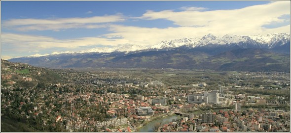 Grenoble et massif de Belledonne - 2 avril 2010