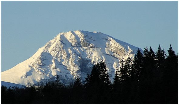 Platrâge d'Avril sur la Grande Moucherolle - 2285m