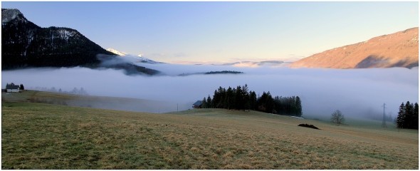 Mer de nuages sur le plateau de Lans en Vercors - 3 avril 2009