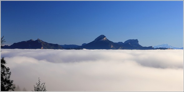 Mer de nuages et Chartreuse - 12 octobre 2011