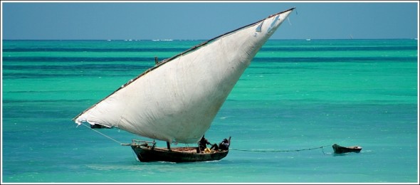 Bâteau sur la côte de Zanzibar ... 