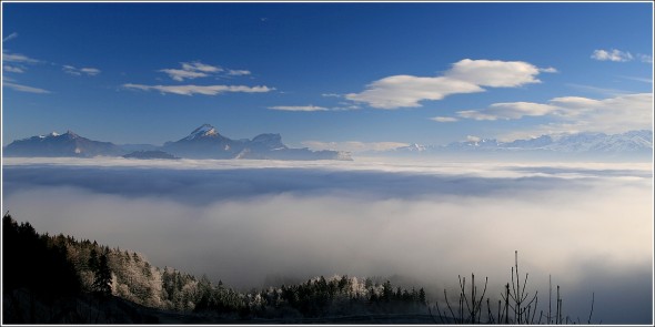 Mer de nuages au dessus de Grenoble - 31 janvier 2011 - 9h55